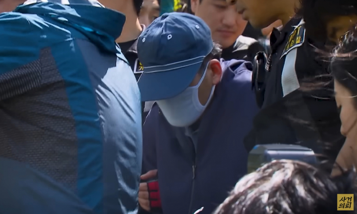 전과 7범이었던 정씨는 강간 등 살인 혐의로 1심과 2심에서 무기징역을 선고받았다. /사진=KBS2 '스모킹건' 유튜브 갈무리