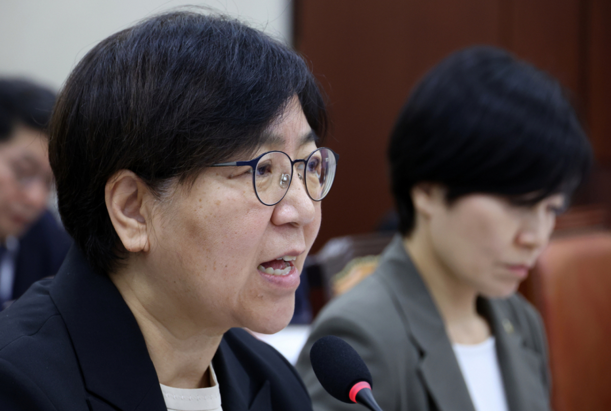 정은경 보건복지부 장관이 7일 서울 여의도 국회에서 열린 보건복지위원회의 보건복지부와 질병관리청에 대한 국정감사에서 의원 질의에 답변하고 있다. 2026.10.07. /사진= 뉴시스