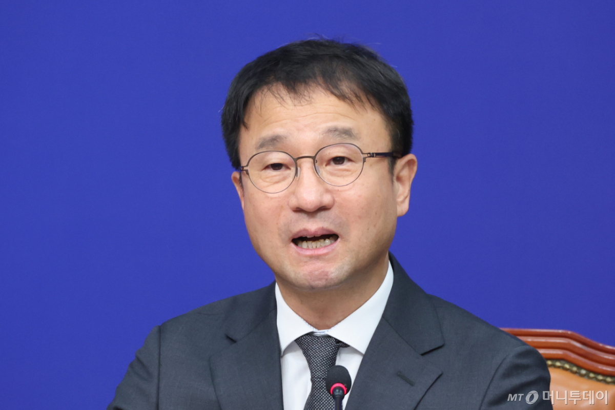 (서울=뉴스1) 신웅수 기자 = 한병도 더불어민주당 원내대표가 7일 서울 여의도 국회에서 열린 최고위원회의에서 발언하고 있다. 2026.10.7/뉴스1 Copyright © 뉴스1. All rights reserved. 무단 전재 및 재배포, AI학습 이용 금지. /사진=(서울=뉴스1) 신웅수 기자