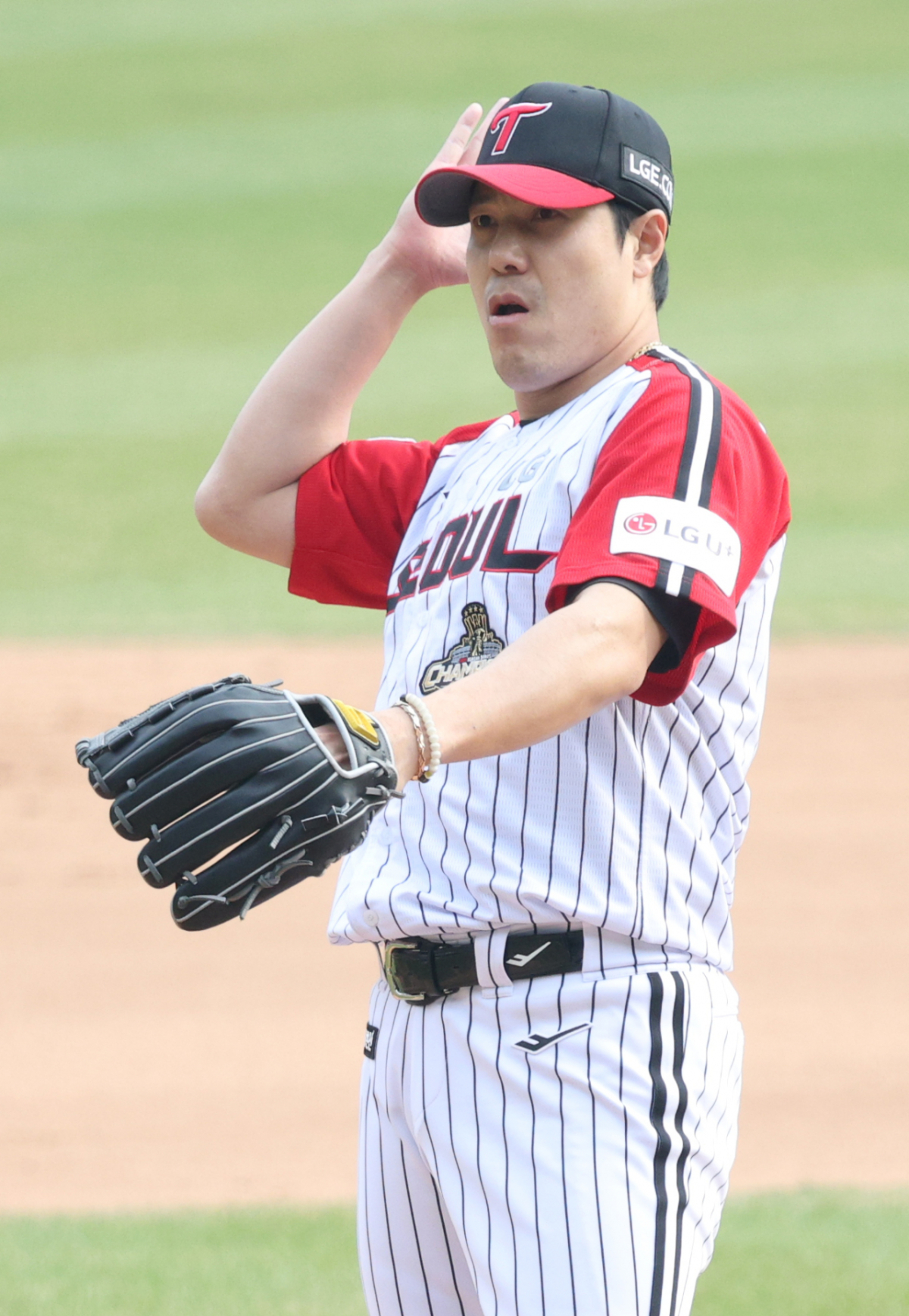 2026 신한 SOL Bank KBO리그 LG 트윈스 대 KT 위즈 경기가 29일 서울 잠실야구장에서 열렸다. LG 김진성이 역투하고 있다. /사진=김진경 kim.jinkyung@