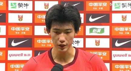 팔레스타인전 0-5 패배 후 홀로 인터뷰에 응한 17세 유망주. /사진=소후닷컴 갈무리