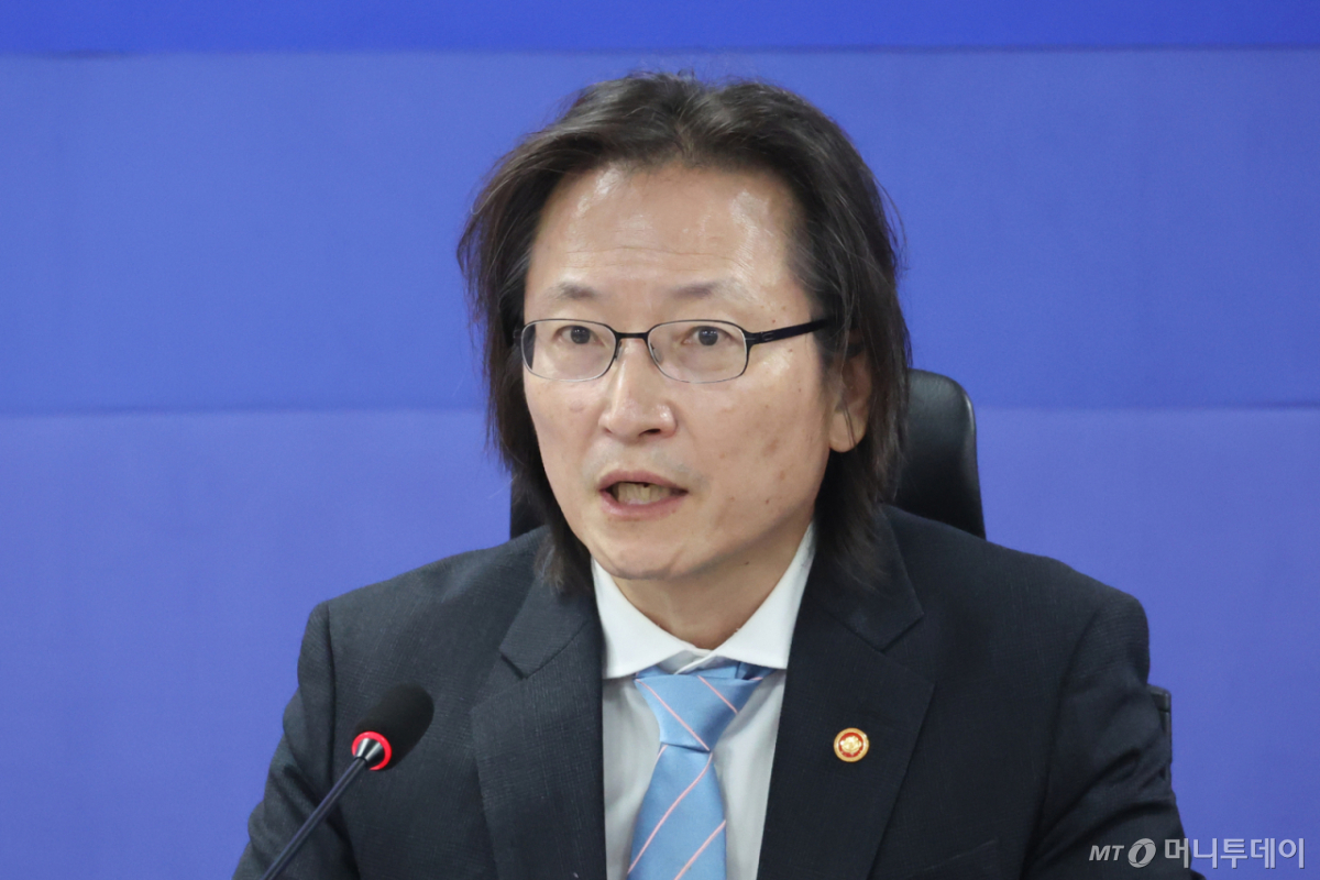 (서울=뉴스1) 신웅수 기자 = 주병기 공정거래위원장이 28일 서울 여의도 국회 의원회관에서 열린 반복담합 근절을 위한 입법 추진 당정협의회에서 발언하고 있다. 2026.9.28/뉴스1 Copyright © 뉴스1. All rights reserved. 무단 전재 및 재배포, AI학습 이용 금지. /사진=(서울=뉴스1) 신웅수 기자