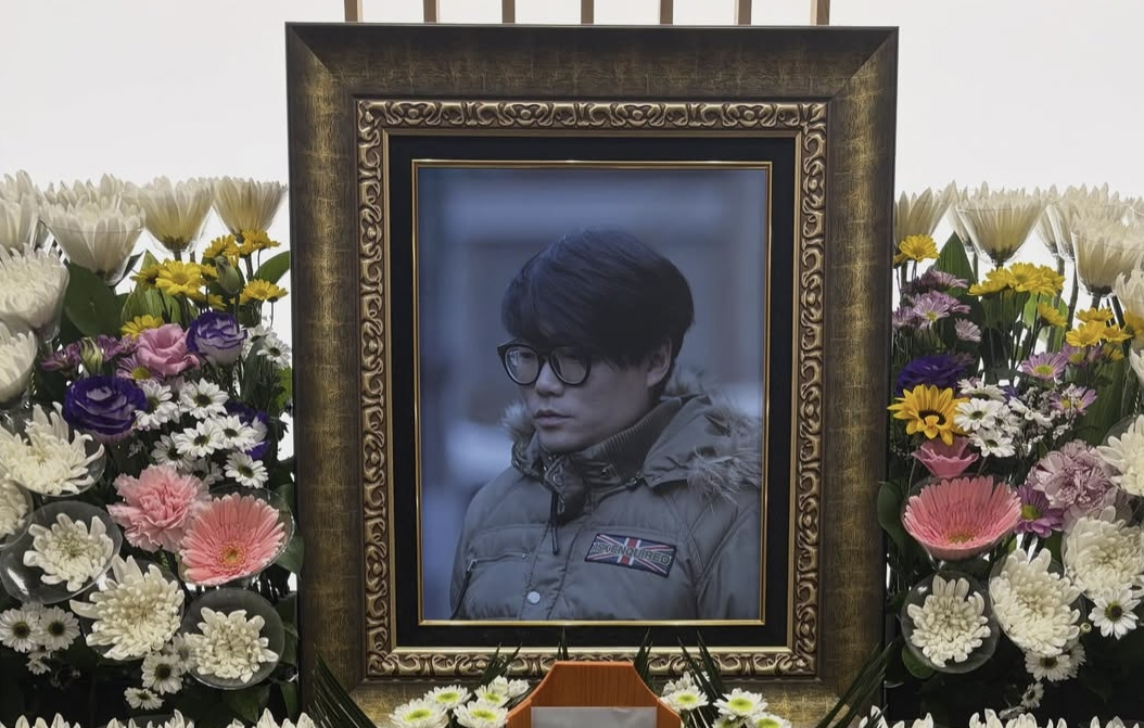고(故) 김창민 영화감독을 폭행해 숨지게 한 가해자 2명에 대해 공소청이 중형을 구형했다. 지난 11월 김 감독의 여동생이 김 감독의 SNS(소셜미디어)를 통해 부고 소식을 알렸다/사진=김창민 감독 SNS