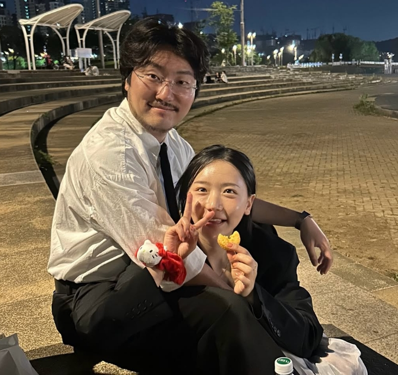 가수 송하예가 구독자 103만명을 보유한 유튜버 조매력(본명 조장우)과 다음 달 결혼한다. /사진=조매력 인스타그램
