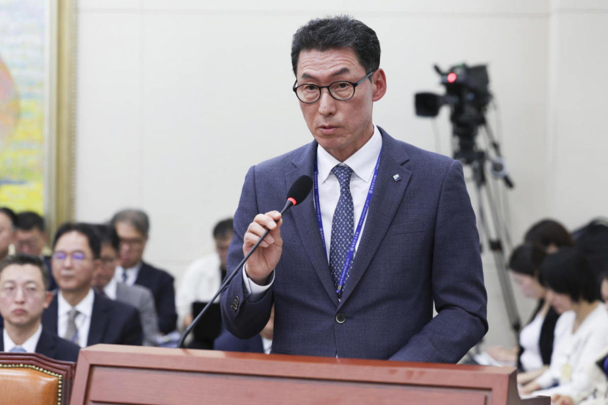 장민영 중소기업은행장이 8일 서울 여의도 국회에서 열린 정무위원회 국정감사에서 업무보고 하고 있다. /사진=뉴시스