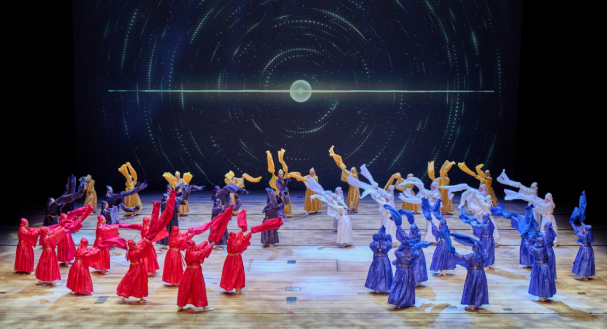 지난 10~12일 서울 세종문화회관 대극장에서 열린 제21회 창신제(創新祭)에서 창작무용 '수제천 오방정재' 공연을 하고있는 모습. /사진제공=크라운해태