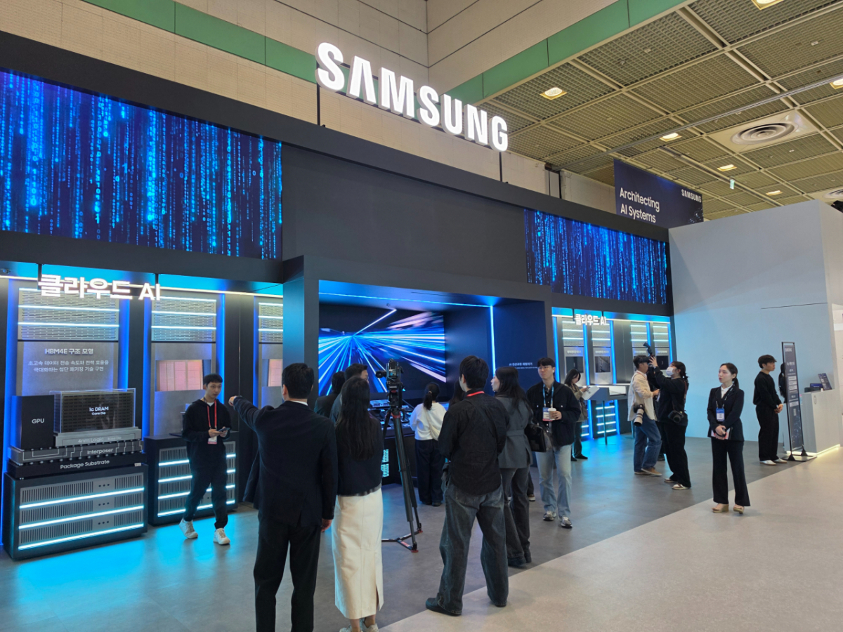 View of the Samsung Electronics booth set up at 'SEDEX 2026,' held on the 14th at COEX in Gangnam-gu, Seoul / Photo provided by Samsung Electronics