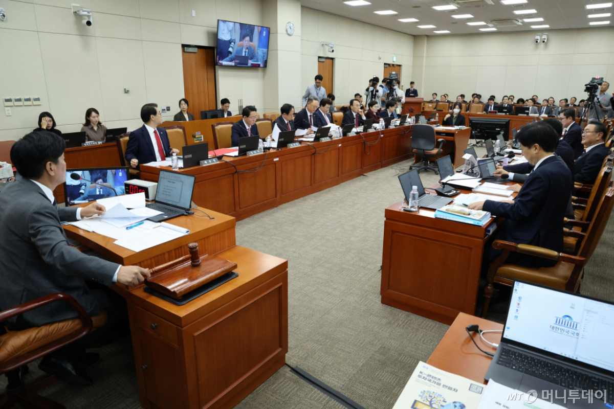 [서울=뉴시스] 최진석 기자 = 국회 재정경제기획위원회 국정감사장. 2026.10.08. myjs@newsis.com /사진=최진석