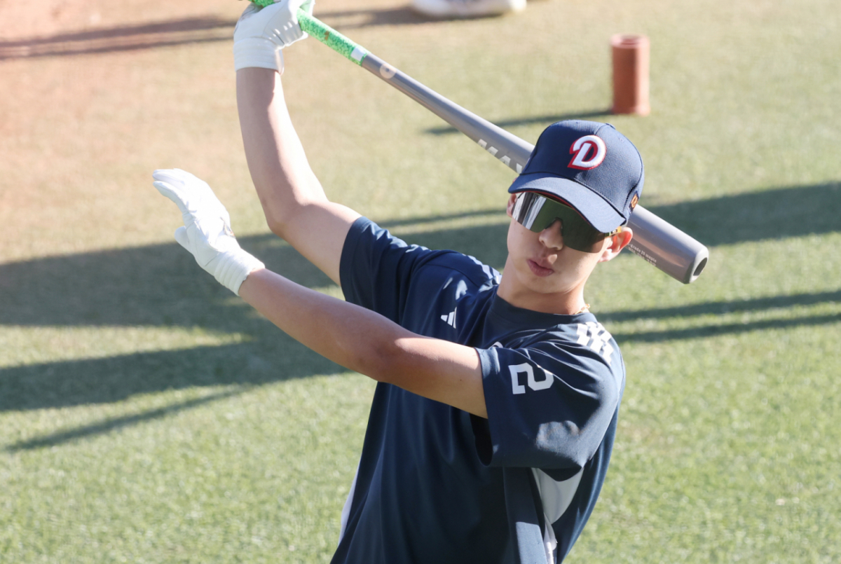 2026 신한 SOL KBO리그 와일드카드(WC) 결정전 LG 대 두산전이 14일 서울 잠실야구장에서 열렸다. 두산 김민석이 타격 훈련을 하고 있다. /사진=김진경 kim.jinkyung@