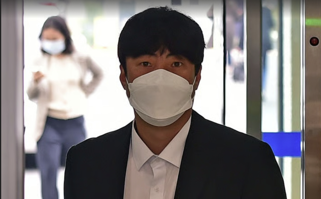 삼성 라이온즈 프로야구팀에서 투수로 활약했던 안지만이 사기 혐의로 실형을 선고받았다/사진=뉴시스