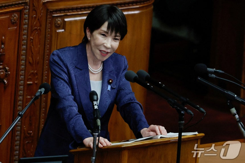 다카이치 사나에 일본 총리가 5일 일본 도쿄 국회에서 소신표명 연설을 하고 있다./사진=뉴스1