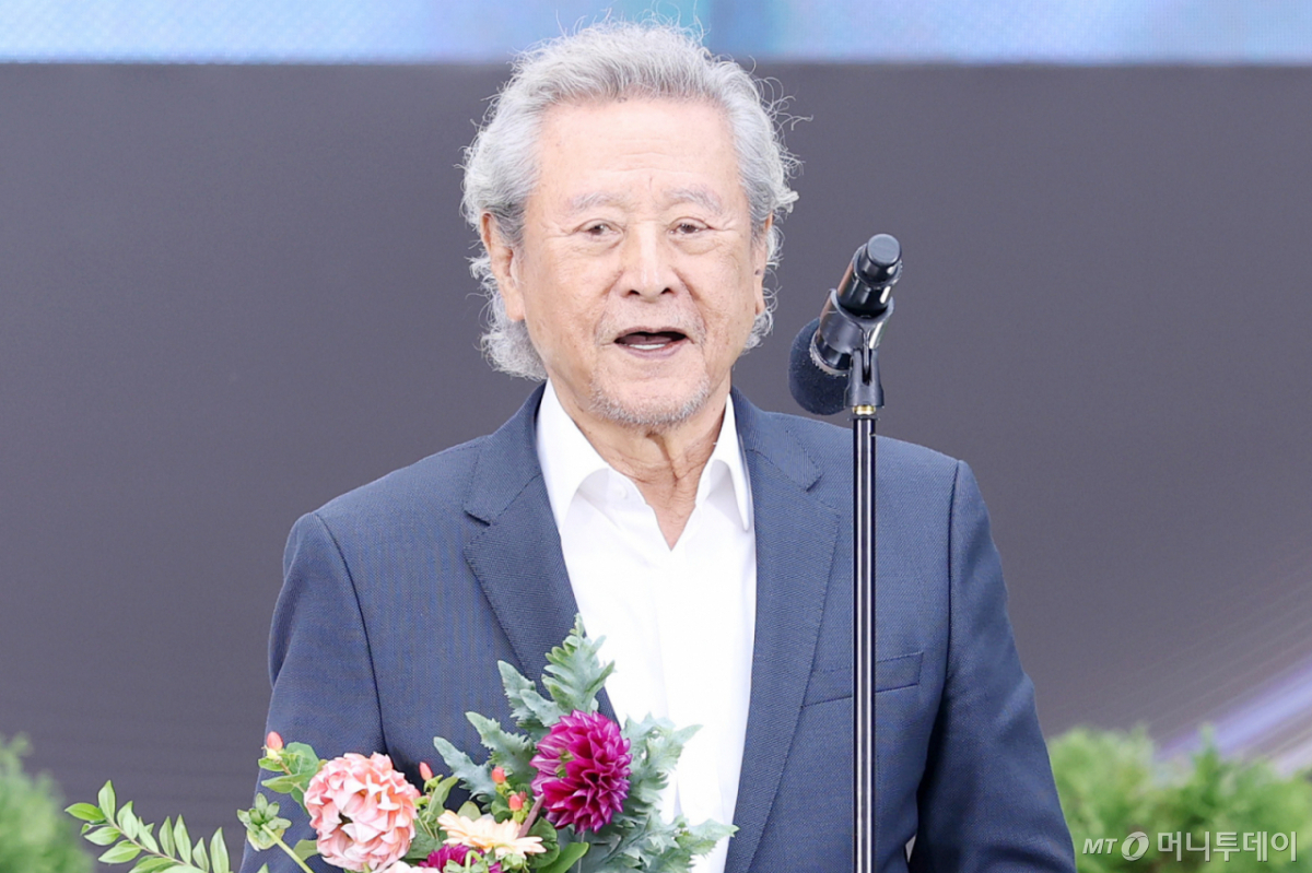 배우 박근형이 99세까지 연극 무대에 서겠다는 포부를 밝혔다. 사진은 배우 박근형. /사진=김휘선 hwijpg@