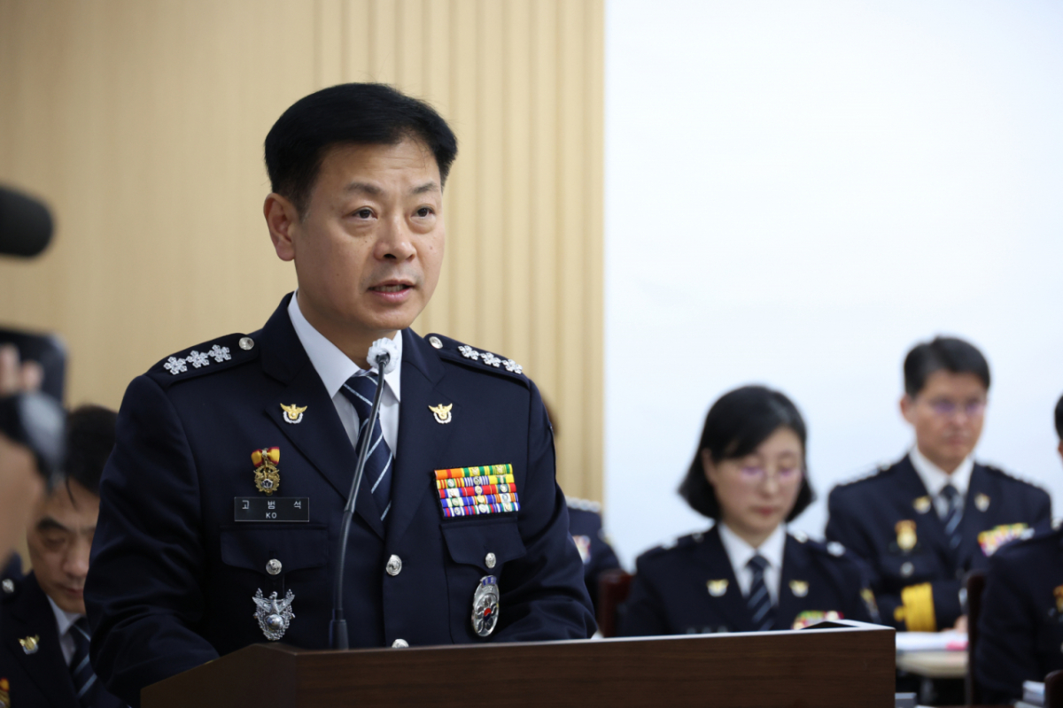 고범석 서울시경찰청장이 15일 서울시경찰청에서 열린 국회 행정안전위원회의 국정감사에서 인사말을 하고 있다./사진=뉴시스