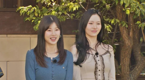 그룹 걸스데이 출신 유라(33·본명 김아영)가 개그맨 양세찬(39)과의 열애설에 대해 직접 입을 연다.