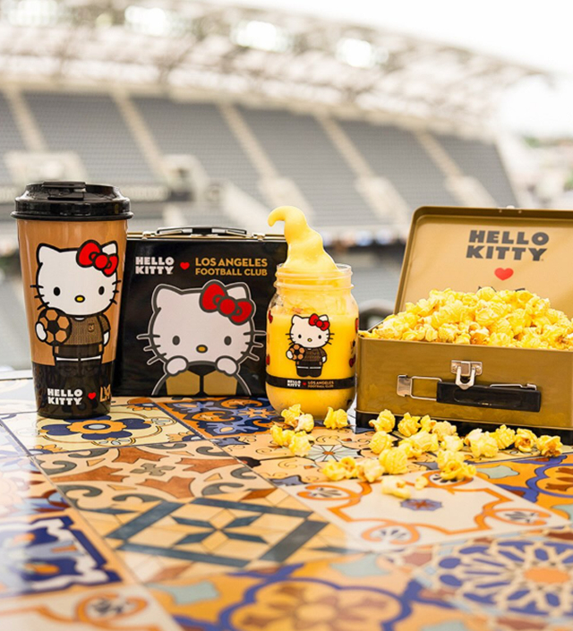 LAFC의 헬로키티 관련 상품. /사진=LAFC SNS 캡처