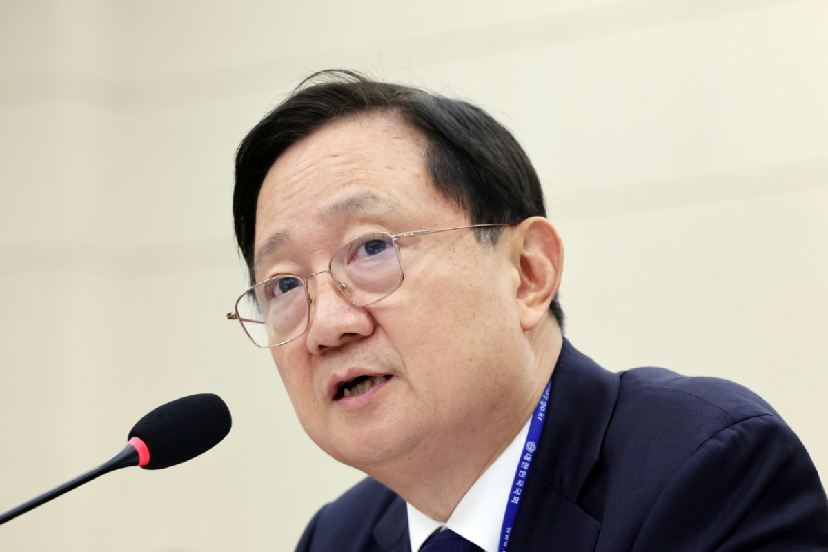 이찬진 금융감독원장이 19일 서울 여의도 국회 정무위원회에서 열린 금융감독원 등에 대한 국정감사에서 의원 질의에 답하고 있다. 2026.10.19/뉴스1
