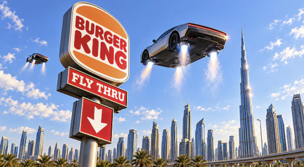 버거킹 아랍에미리트(UAE) 법인도 하늘에 떠 있는 자동차들을 배경으로 '플라이 스루(Fly Thru)' 광고를 선보였다./사진=버거킹 아랍에미리트 법인 SNS 화면 갈무리.