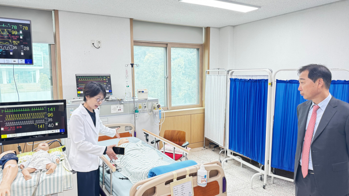 경인여대의 자랑인 간호학과의 교육과정을 소개하는 모습./사진=권현수기자