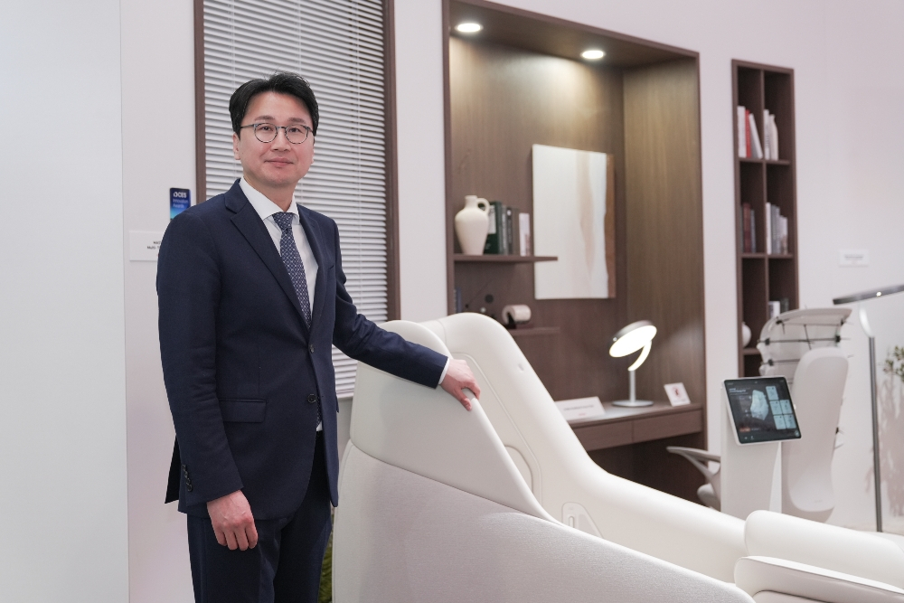 이경수 세라젬 대표이사가 CES2026에 참석한 모습./사진제공=세라젬