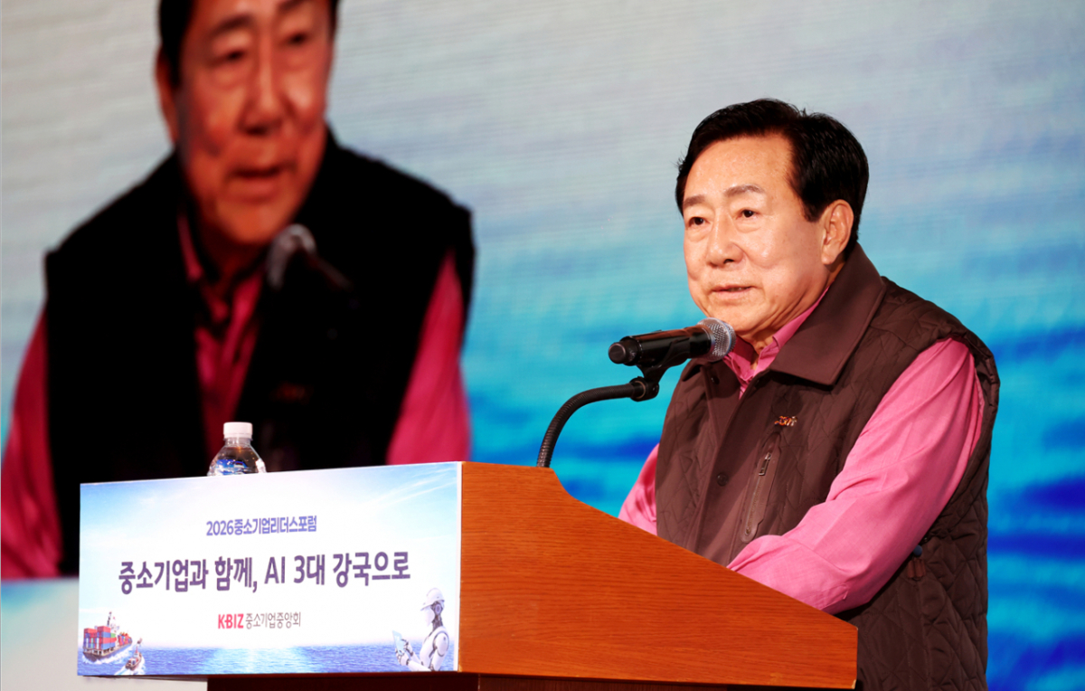 김기문 중소기업중앙회장이 2026 중소기업리더스포럼에서 개회사를 하고 있는 모습. /사진제공=중소기업중앙회