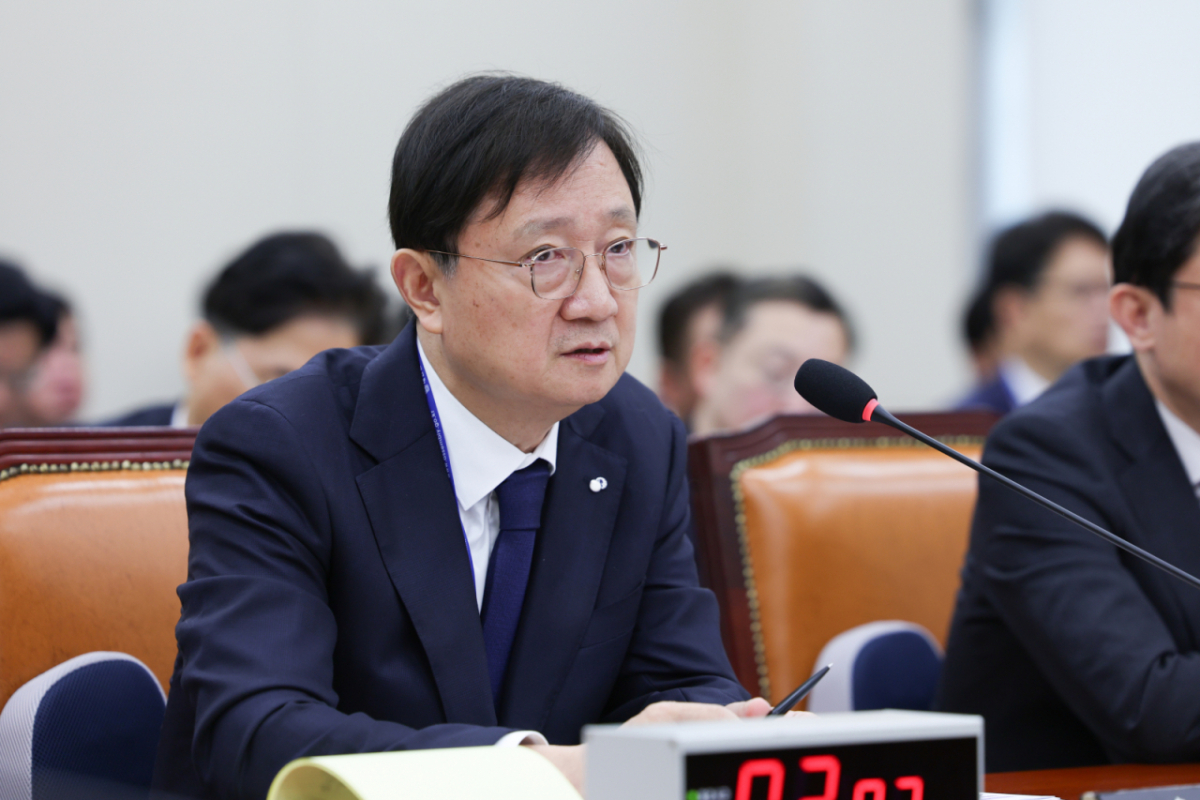 이찬진 금융감독원장이 22일 오전 서울 여의도 국회에서 열린 재정경제위원회 종합국정감사에서 질의에 답하고 있다. /사진=뉴시스