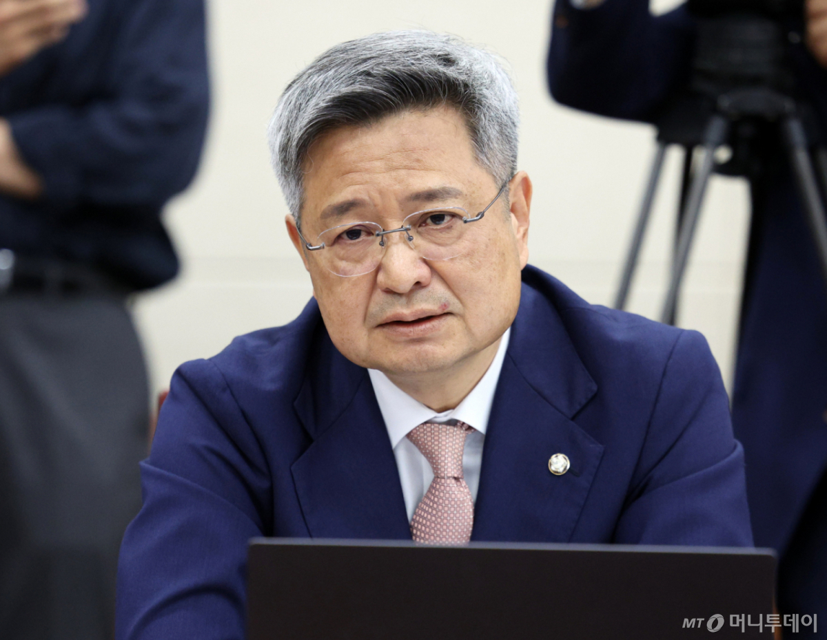김장겸 국민의힘 의원이 22일 서울 여의도 국회에서 열린 과학기술정보방송통신위원회 전체회의에서 발언하고 있다. 2026.09.22. /사진=고범준