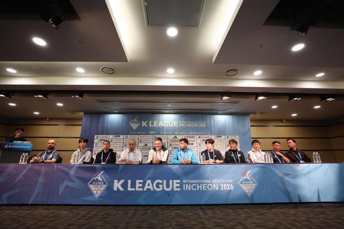 23일 인천 하버파크호텔에서 진행된 K리그 인터내셔널 유스컵 인천 2026 해외팀 기자회견에 참석한 감독들. /사진=한국프로축구연맹 제공