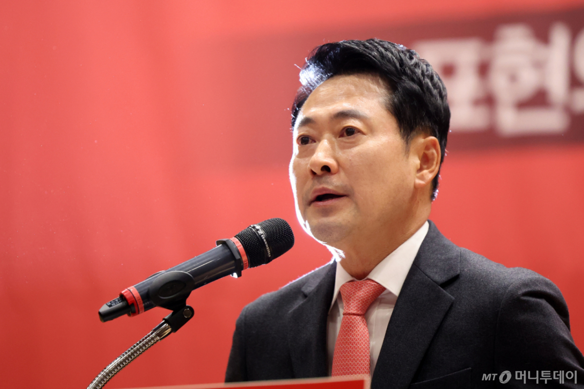 (서울=뉴스1) 황기선 기자 = 장동혁 국민의힘 대표가 23일 서울 여의도 국회 의원회관에서 열린 '입틀막법 총력투쟁 결의대회'에서 축사를 하고 있다. 2026.10.23/뉴스1 Copyright © 뉴스1. All rights reserved. 무단 전재 및 재배포, AI학습 이용 금지. /사진=(서울=뉴스1) 황기선 기자