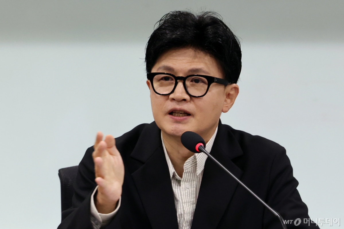 (서울=뉴스1) 황기선 기자 = 한동훈 무소속 의원이 1일 오전 서울 여의도 국회 의원회관에서 열린 '개정 형사소송법 시행 D-1 토론회'에서 개회사를 하고 있다. 2026.10.1/뉴스1 Copyright © 뉴스1. All rights reserved. 무단 전재 및 재배포, AI학습 이용 금지. /사진=(서울=뉴스1) 황기선 기자
