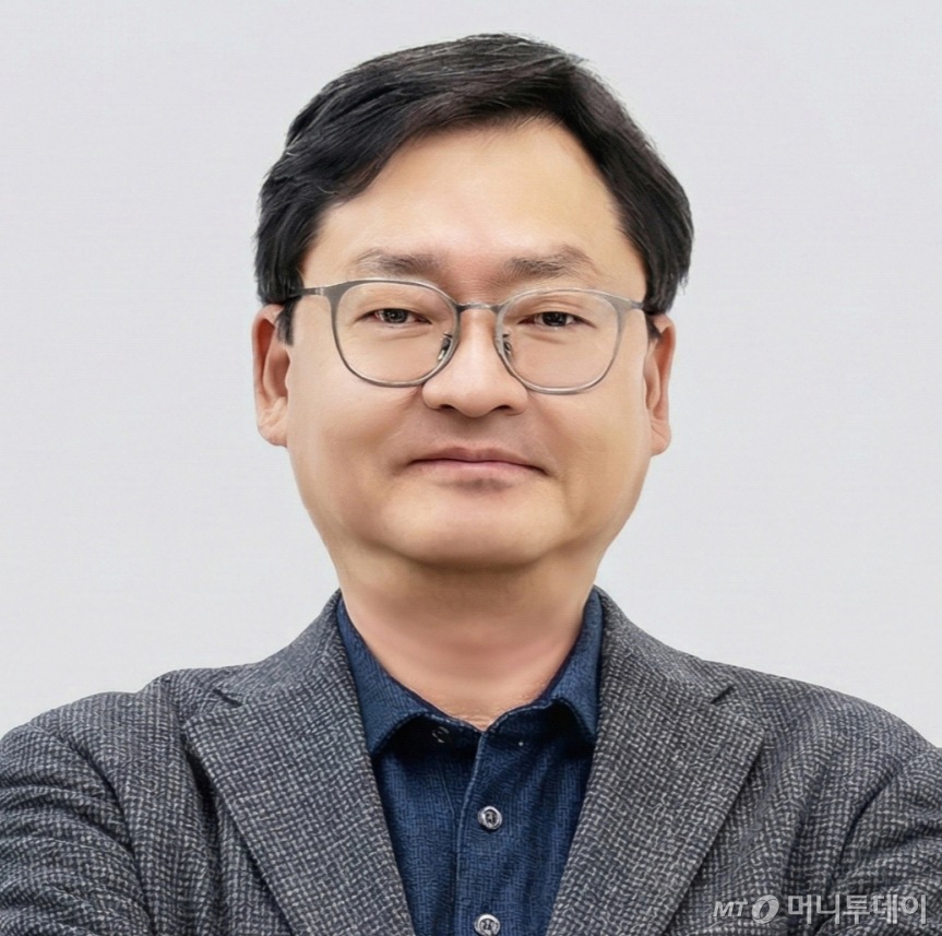 정철근 주필