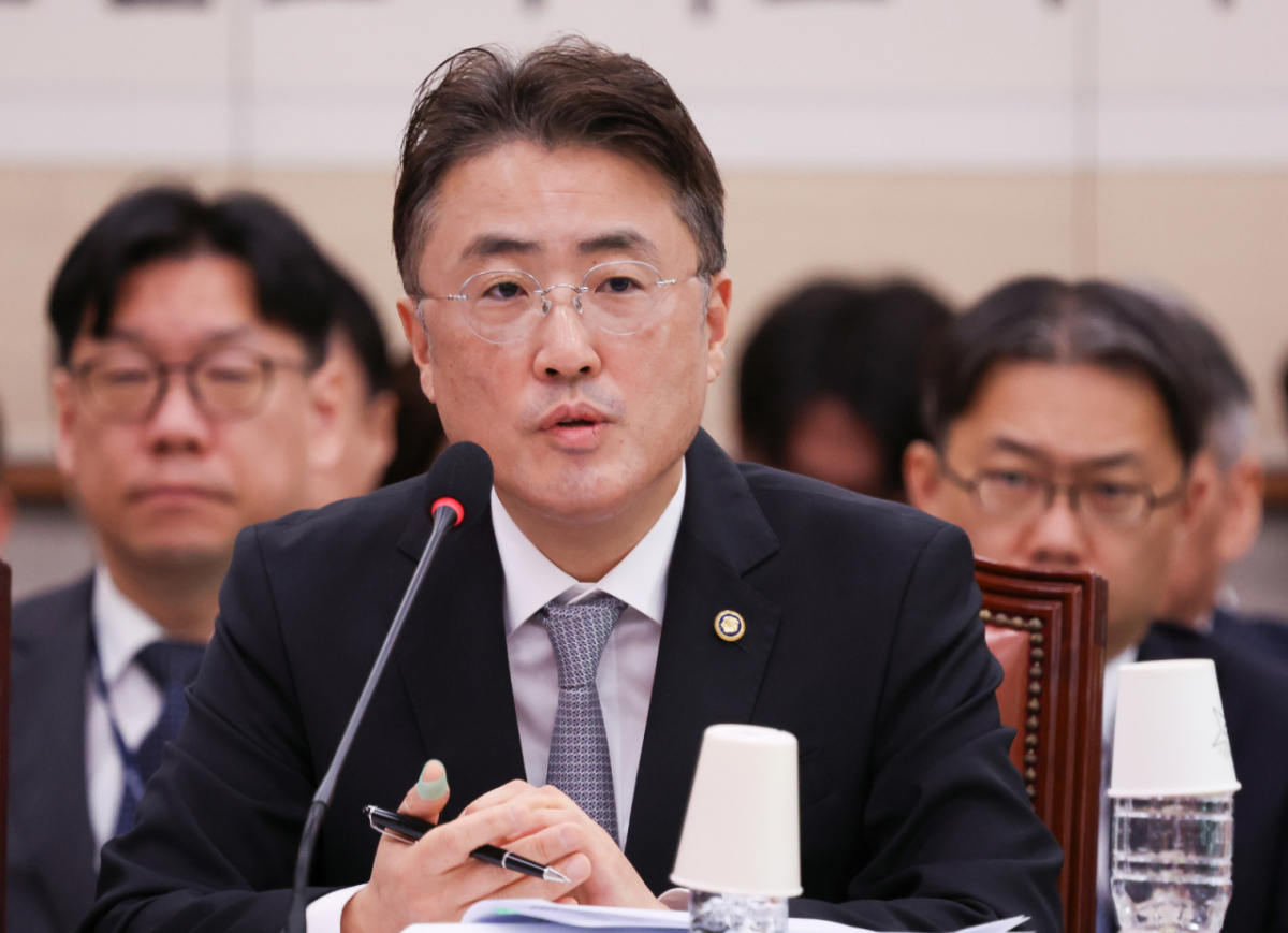 이진수 법무부 장관 직무대행이 26일 서울 여의도 국회 법제사법위원회(법무부 등) 종합 국정감사에 질의에 답하고 있다./사진=뉴시스