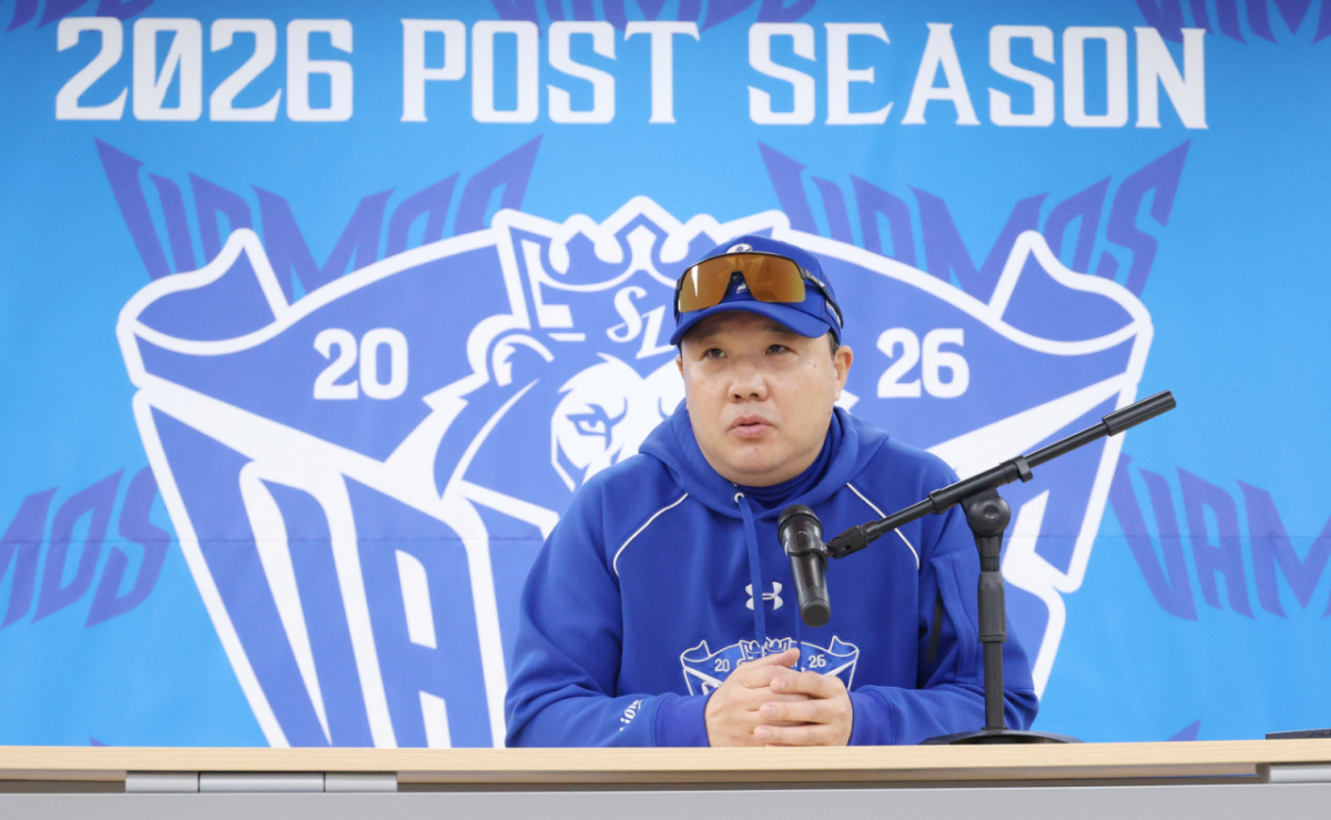 2026 KBO 포스트시즌 플레이오프(PO) 1차전 삼성 대 KIA전이 26일 대구 삼성라이온즈파크에서 열렸다.  삼성 박진만 감독이 기자들의 질문에 답하고 있다. /사진=김진경 kim.jinkyung@