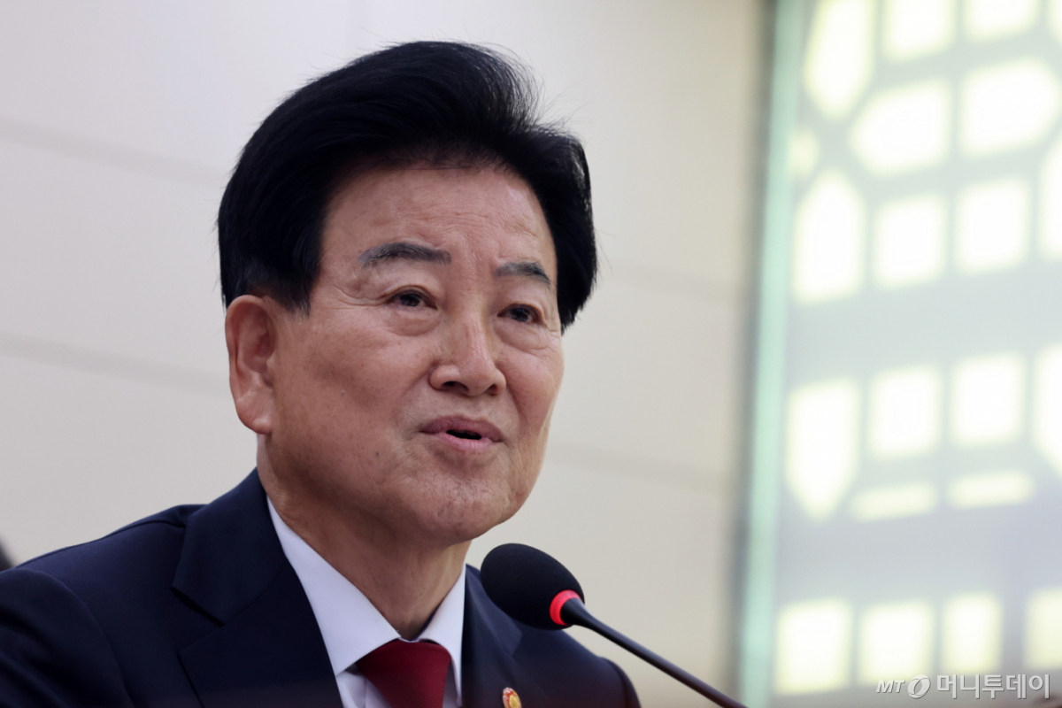 (서울=뉴스1) 황기선 기자 = 정동영 통일부 장관이 27일 서울 여의도 외교통일위원회에서 열린 외교부 등에 대한 국정감사 종합감사에서 의원 질의에 답하고 있다. 2026.10.27/뉴스1 Copyright © 뉴스1. All rights reserved. 무단 전재 및 재배포, AI학습 이용 금지.
