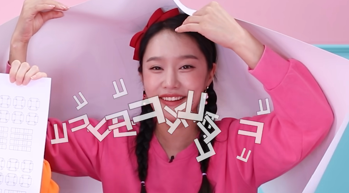 키즈 크리에이터 헤이지니(본명 강혜진)의 노동착취 의혹을 폭로한 전 직원 A씨가 원천징수영수증 등 관련 자료를 공개하며 재반박에 나섰다. /사진=유튜브 채널 '헤이지니' 캡처
