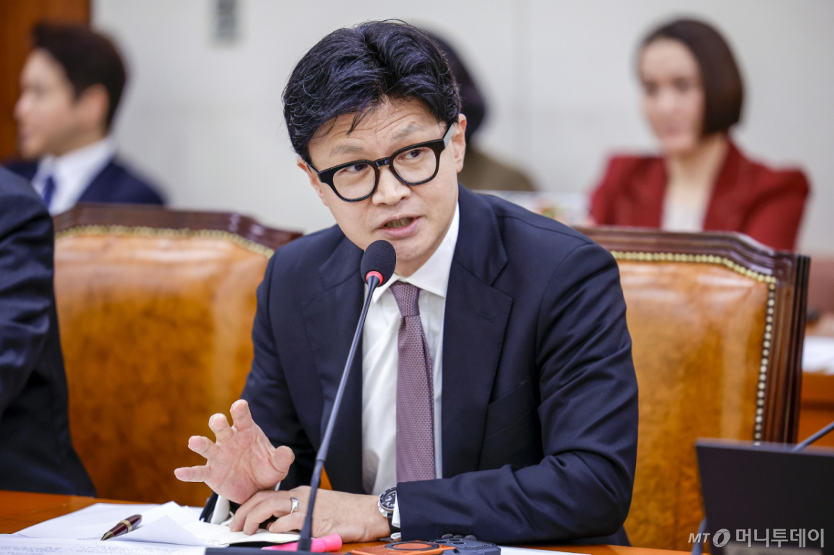 [서울=뉴시스] 정병혁 기자 = 한동훈 무소속 의원이 27일 서울 여의도 국회에서 열린 외교통일위원회의 종합감사에서 발언하고 있다. 2026.10.27. jhope@newsis.com /사진=정병혁