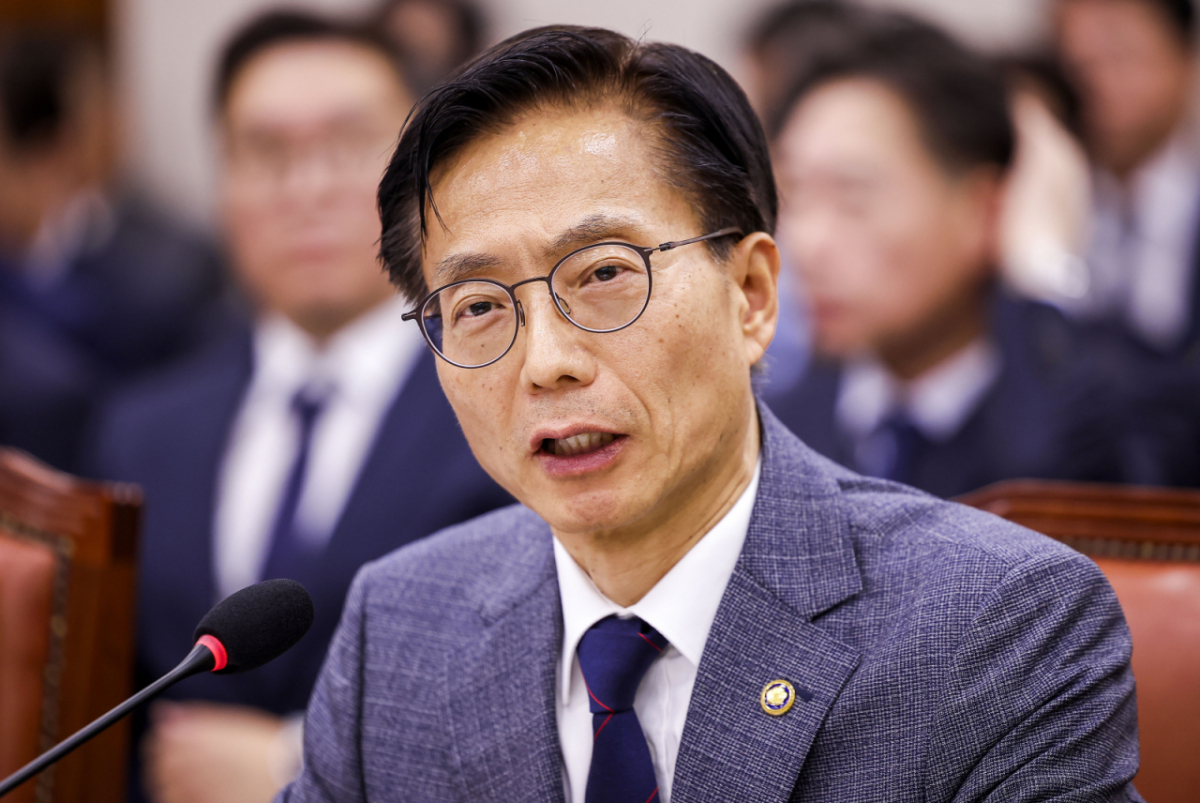 김용선 지식재산처장이 23일 서울 여의도 국회에서 열린 산업통상자원중소벤처기업위원회의 종합감사에서 질문에 답하고 있다./사진=뉴시스.