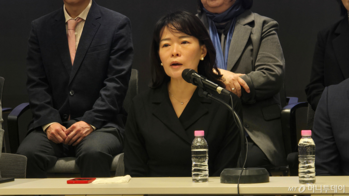 이지숙 아주대병원 소아전문응급의료센터장이 30일 서울 용산구 대한의사협회 회관에서 열린 대한소아응급의학회 긴급 기자회견에서 발언하고 있다. /사진=홍효진 기자