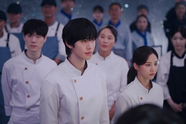 사진 제공: SLL, ㈜비에이엔터테인먼트, 영화사두중