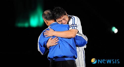 [사진]양준혁, '기쁨과 슬픔의 눈물!'