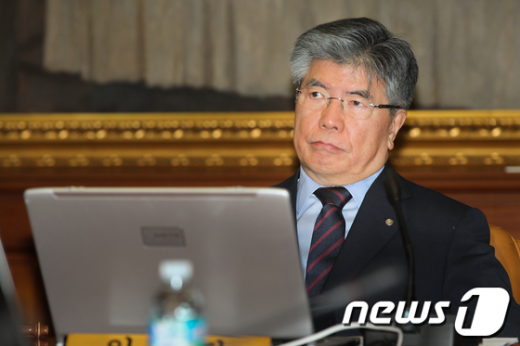 [사진]올해 마지막 기준금리 동결...연 3.25%