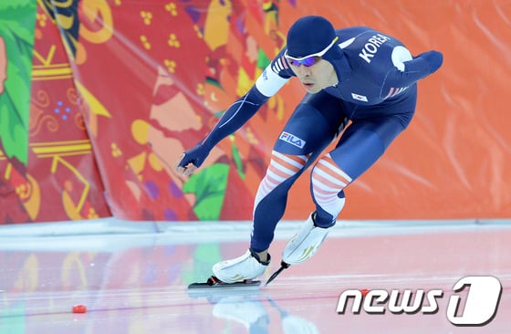 [사진][소치2014]빙속 남자 10,000m 이승훈의 역주