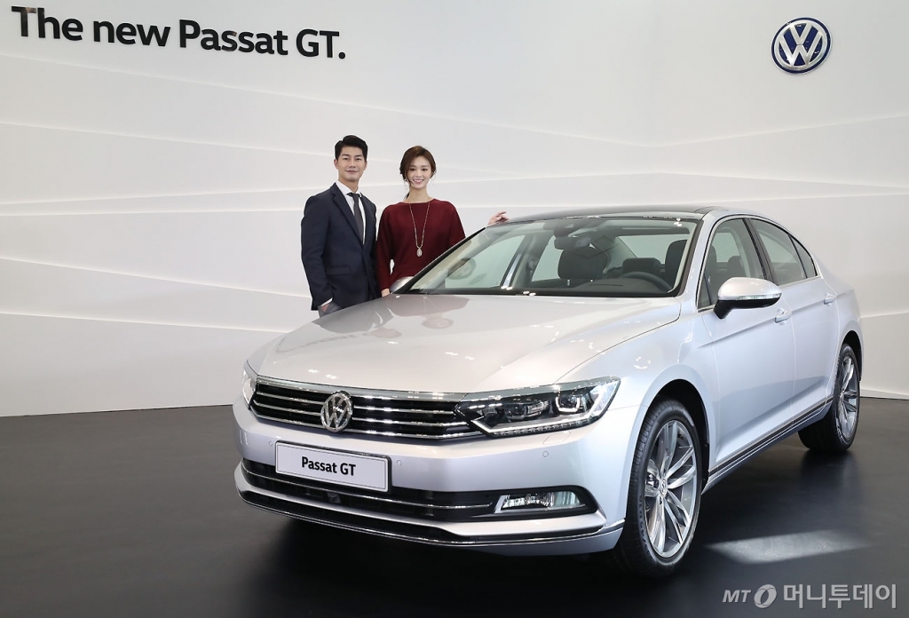 [사진]폭스바겐코리아, 신형 '파사트 GT' 공개