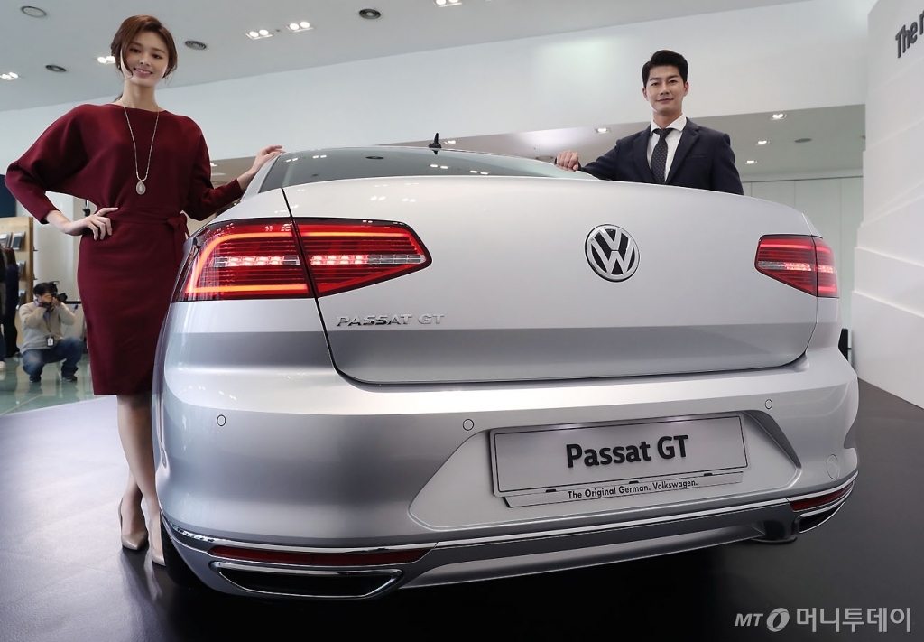 [사진]폭스바겐 신형 '파사트 GT' 뒷모습