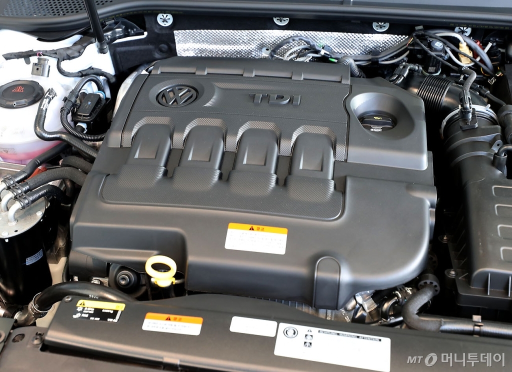 [사진]신형 '파사트 GT' 강력한 심장