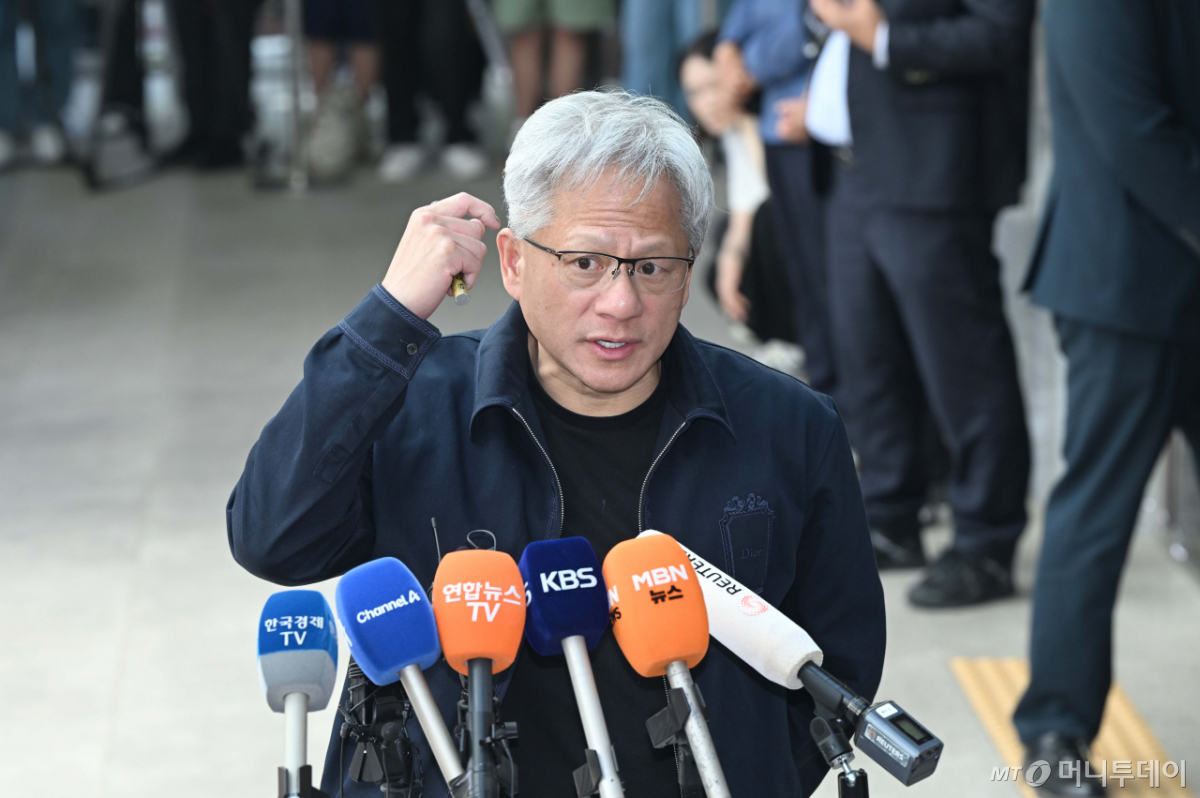 [사진]한국 찾은 젠슨황