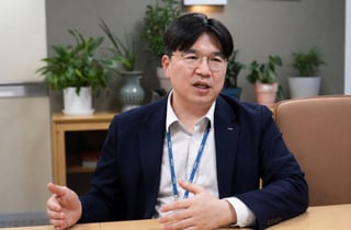 "450도 초고온 용광로 작업, 로봇이 해결"…포스코DX, 지능형 자율제조 준비