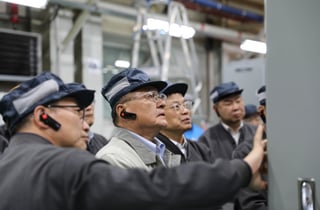 구자균 LS일렉트릭 회장 "고객 눈높이에 그쳐서 안돼, 압도해야"