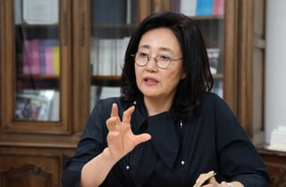 [인터뷰]한국여성의정 대표 취임 박영선 "생존갈등이 젠더갈등 돼...청년 기회 늘려줘야"