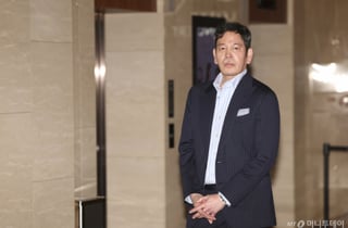 정용진, '스벅 탱크데이' 직접 사과한다...진상조사 결과 공개