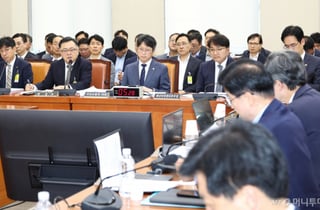 국회서 서울시장 대리전 "GTX 철근 어쨌나" vs "행안위를 왜 지금?"
